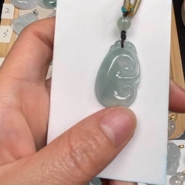 翡翠未镶嵌吊坠(不含链)翡翠