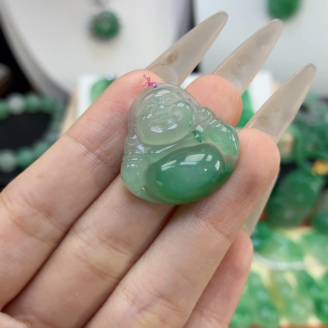 石英质玉（非洲翠）未镶嵌颈饰AB