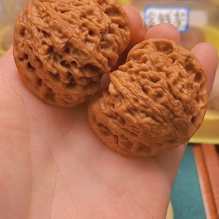 文玩核桃把件48全品虎头王