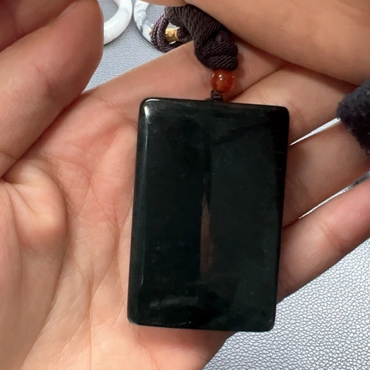 和田玉颈饰未镶嵌多样性拍一发一无事牌