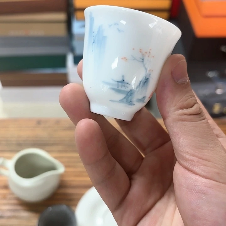 孤品茶具套装等。