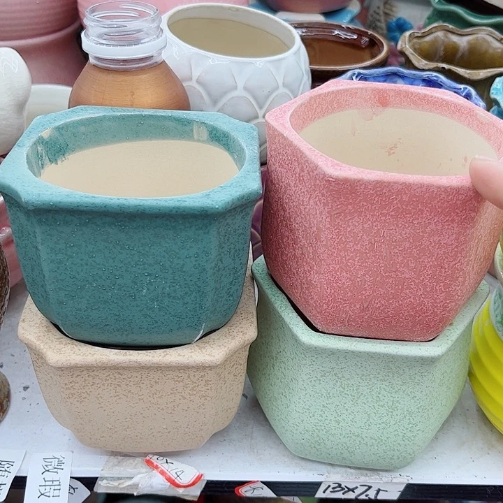 多肉绿植陶瓷花盆9.9包邮，有孔