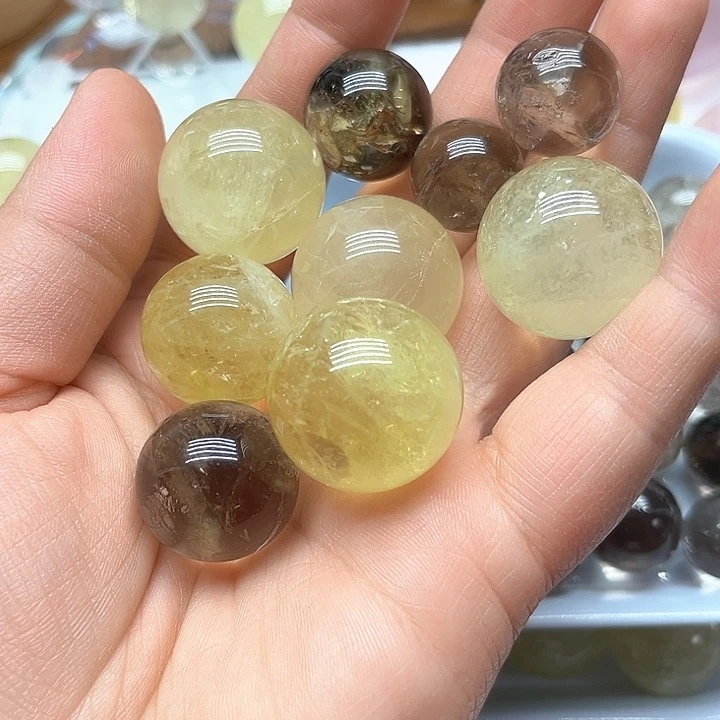 131克水晶小球9个未镶嵌水晶洛