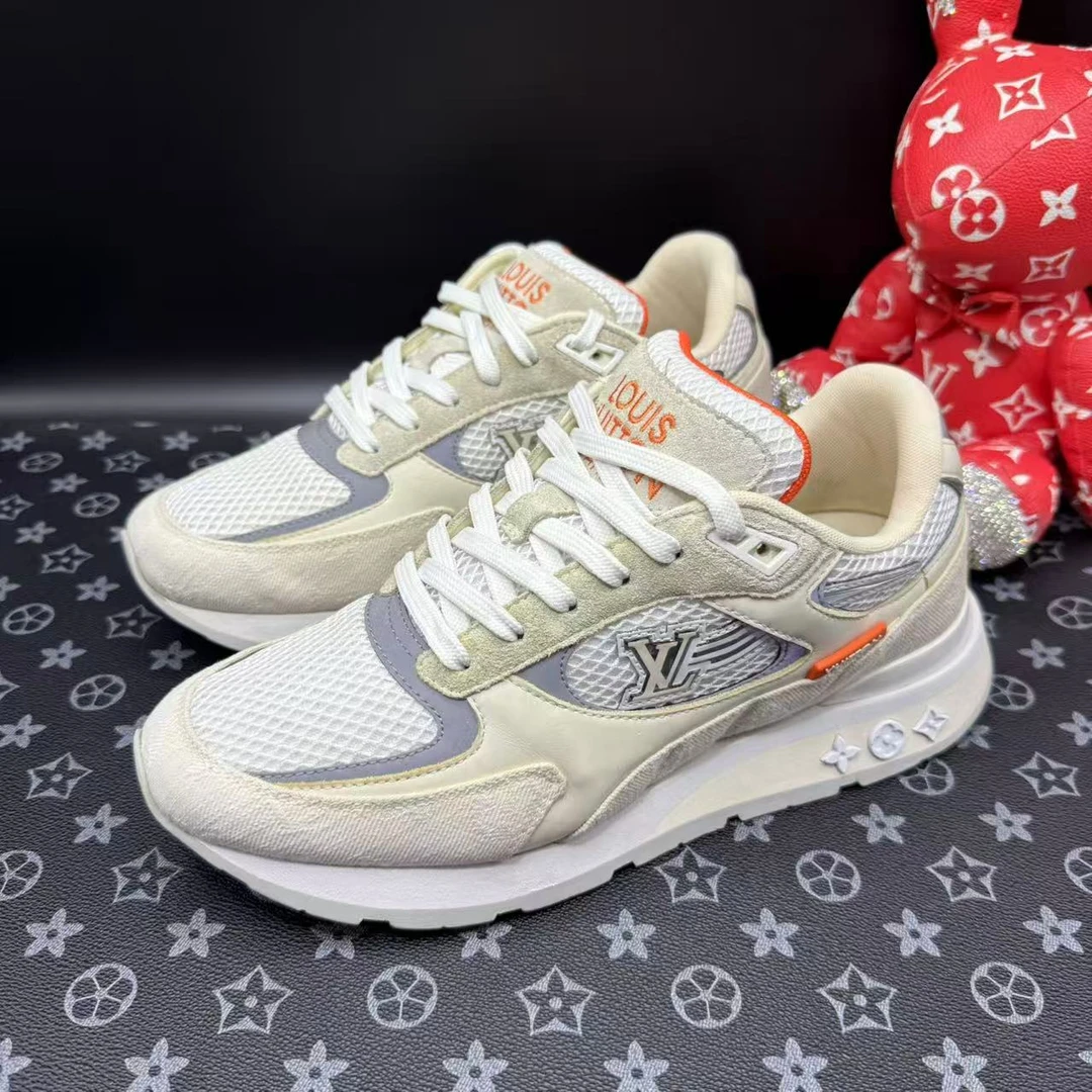 95新 LouisVuitton/路易威登 白灰网面飞翼运动鞋40欧 ddm2958