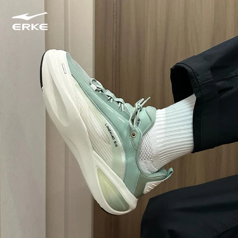 于适同款鸿星尔克凌霄2.0男鞋2025秋冬季新款网面透气运动鞋休闲