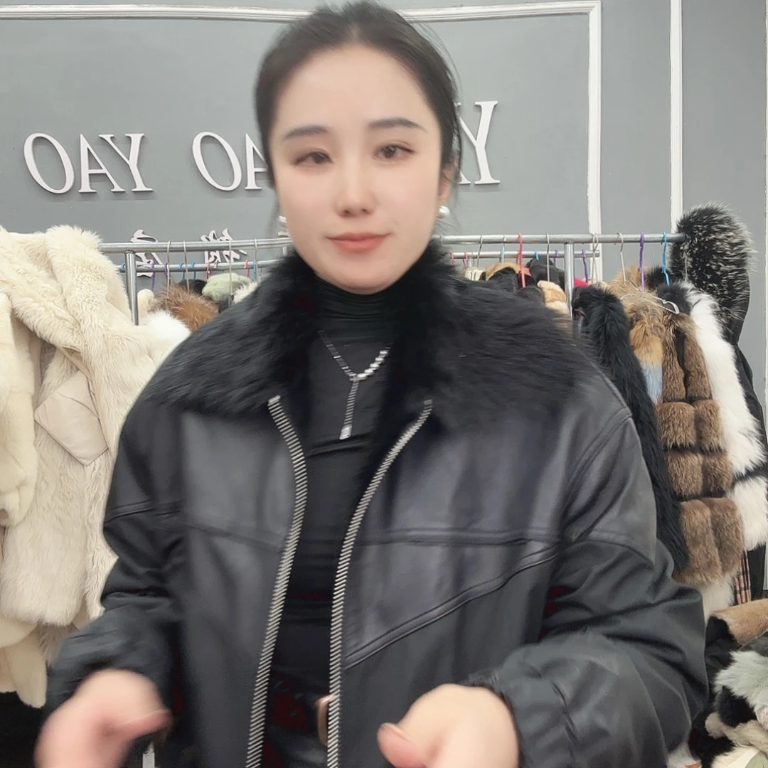 姚小妖家高端皮草