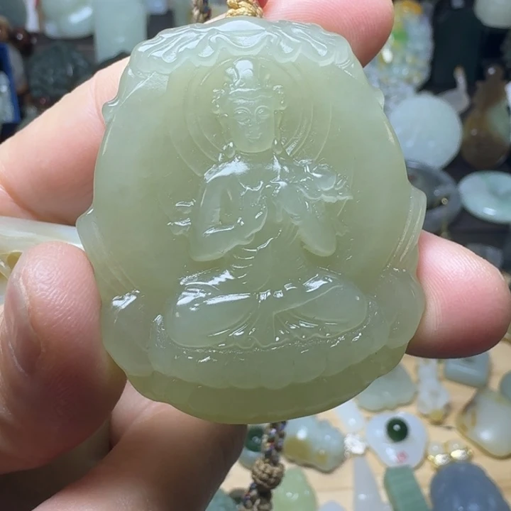 和田玉未镶嵌颈饰