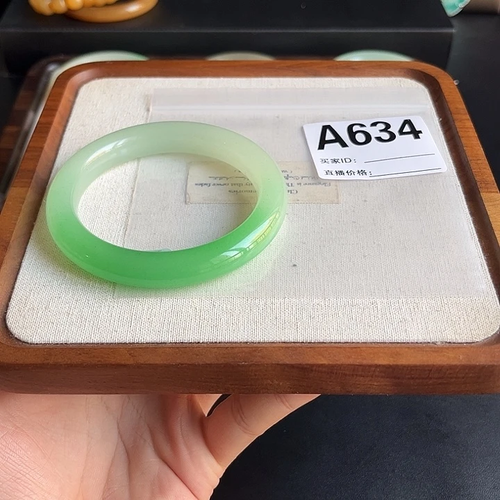 翛***翛非金属时尚手镯634