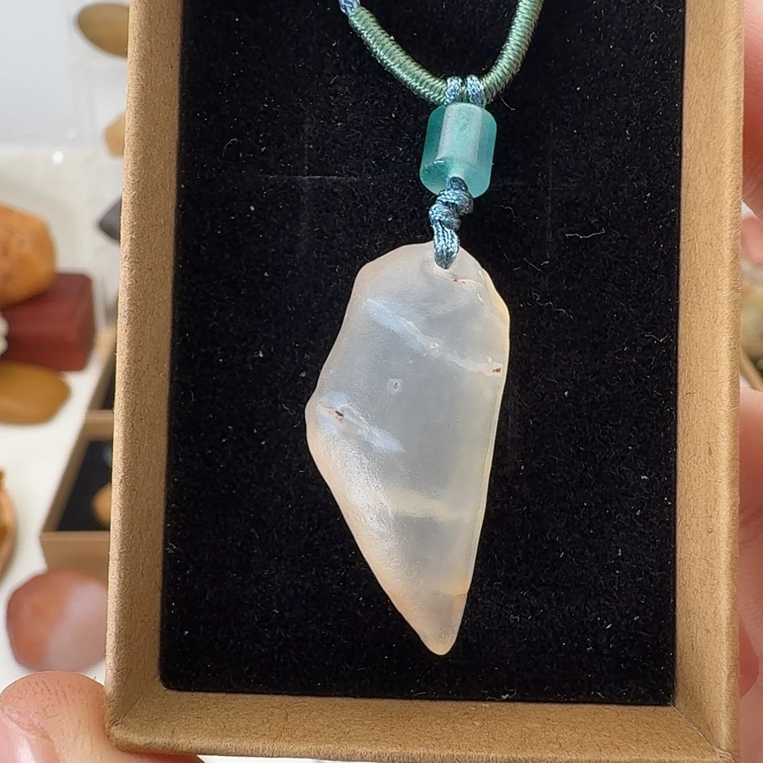 玛瑙/玉髓未镶嵌珠宝半成品