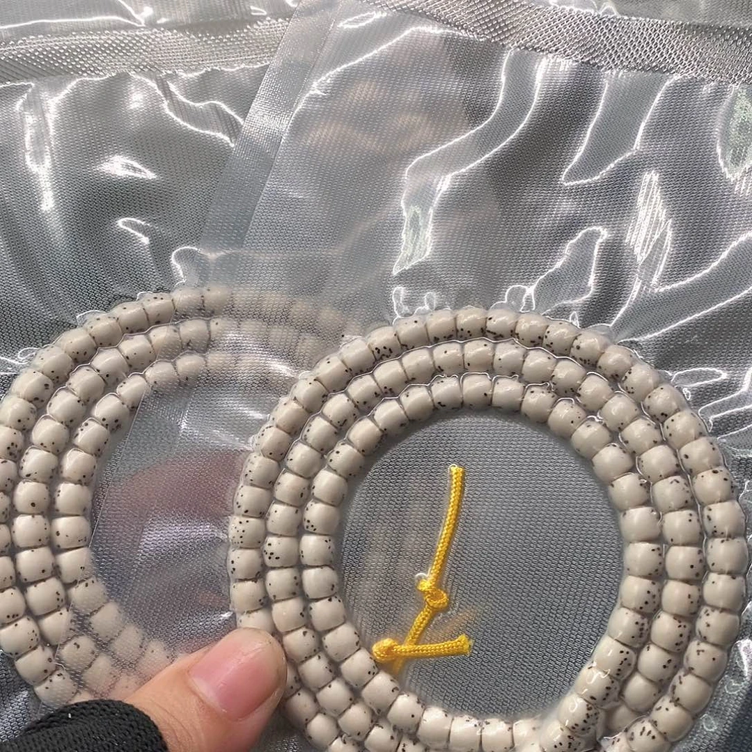 星月菩提吊坠原白直切河豚6*5长