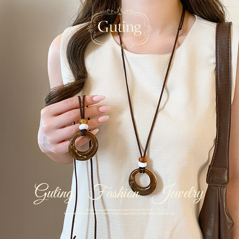 非金属布艺吊坠 6646复古长款棕色圆环吊坠项链女款轻奢锁骨链