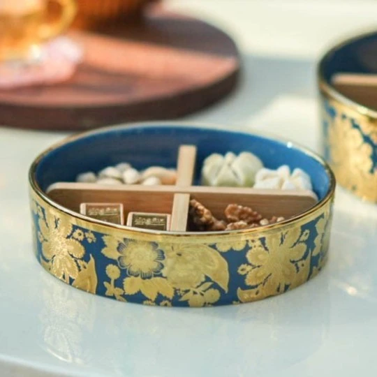 【奇居】克莱因蓝牡丹浮雕金带分隔果碗8寸+10寸 2件套