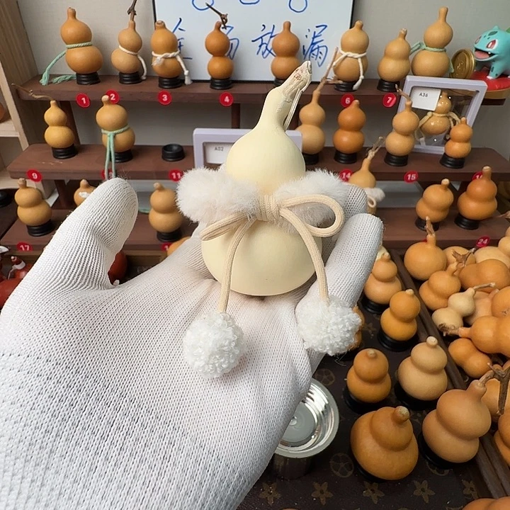 向***走一物一拍葫芦康康