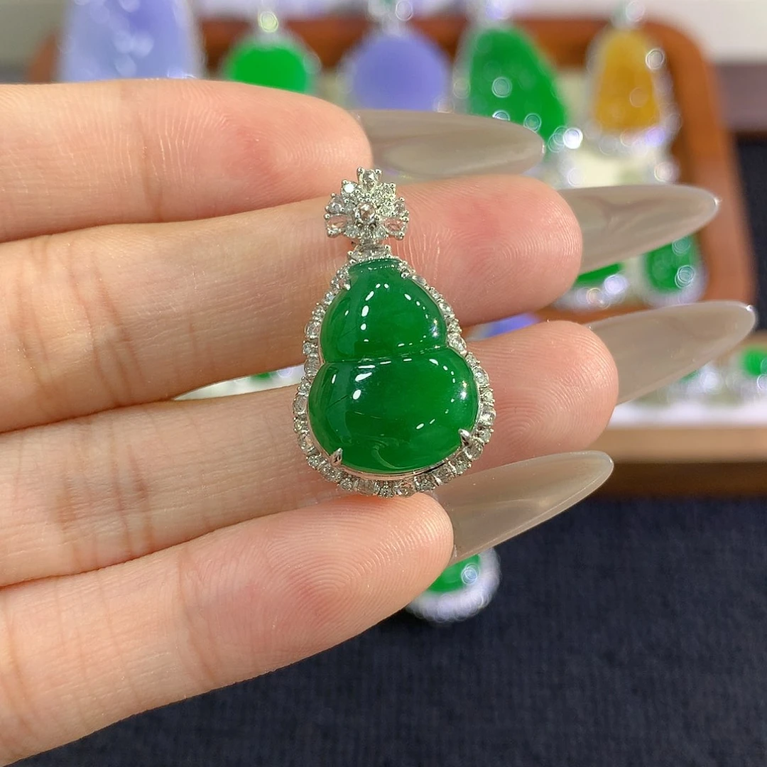 【闪购商品】翡翠18K金镶嵌吊坠(不含链)葫芦
