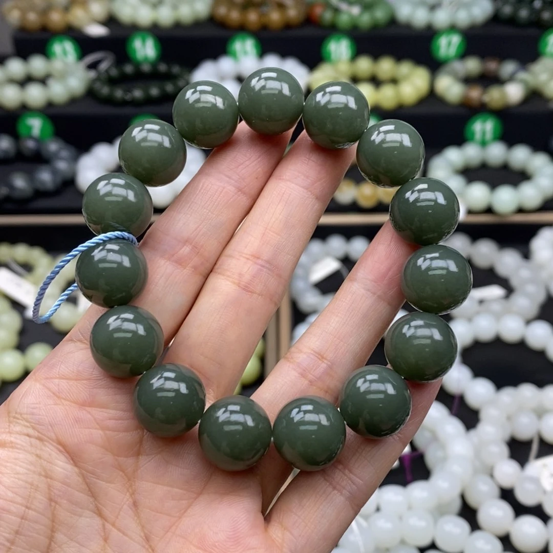 和田玉未镶嵌把件14m m