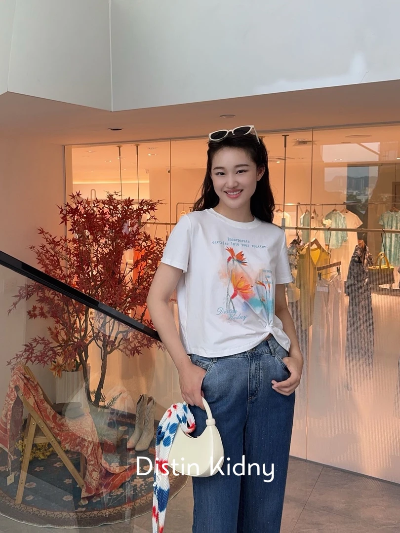 常规宽松型短袖常规袖修身型T恤
