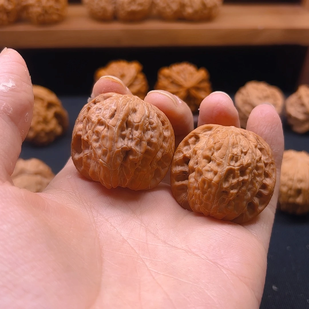 绵***雪把件核桃山地磨盘37全品