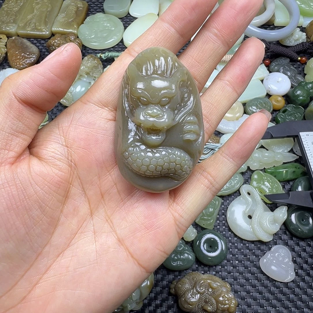 和田玉未镶嵌吊坠(不含链)卡53.9