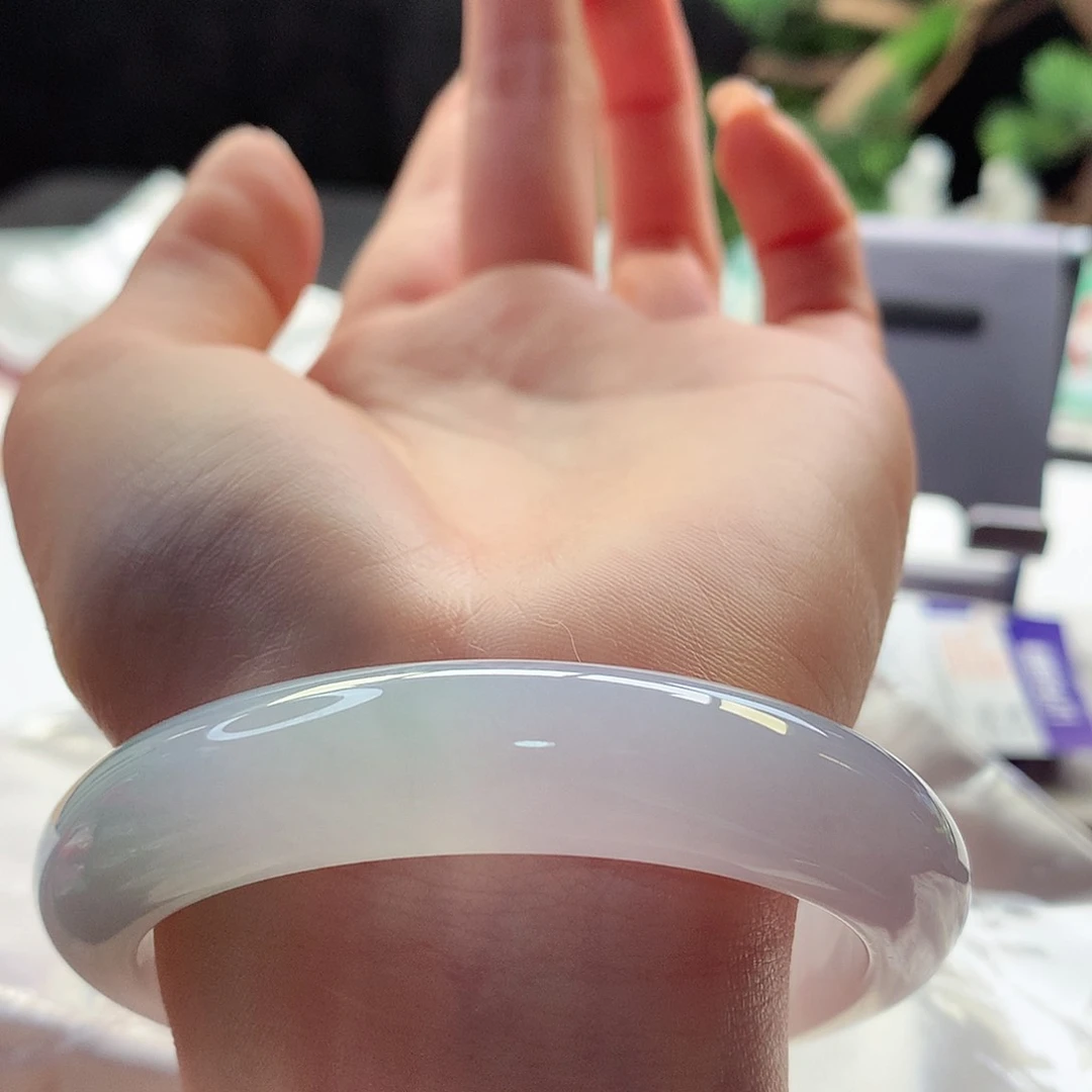 翡翠手镯未镶嵌天然翡翠57-58春彩少女心o毛孔