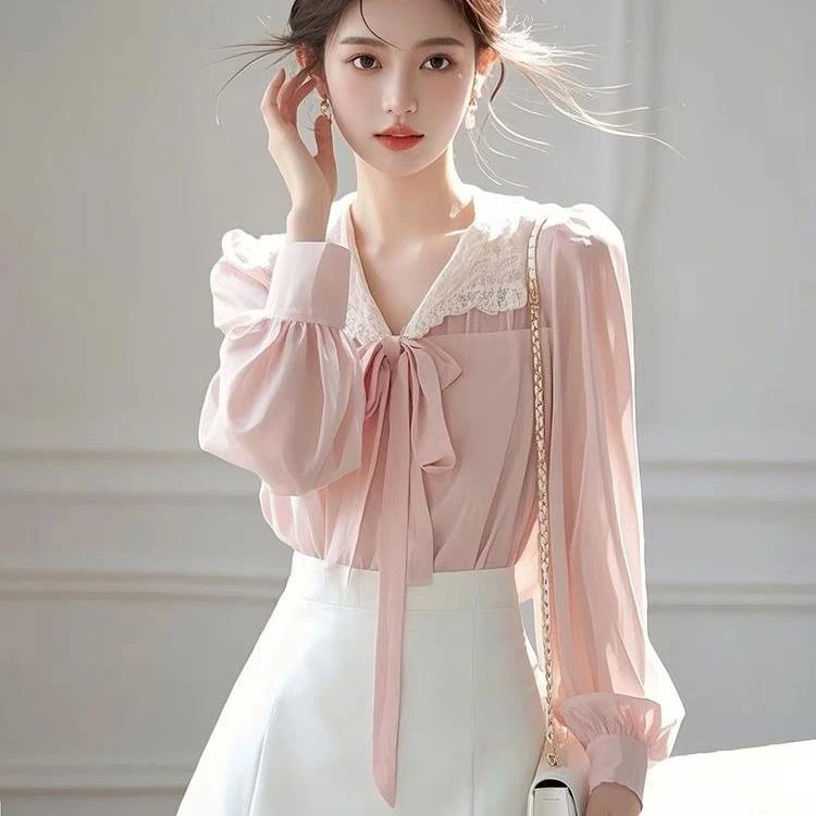 粉色高级感韩系设计感长袖衬衫女装春季雪纺小众蕾丝好看独特上衣