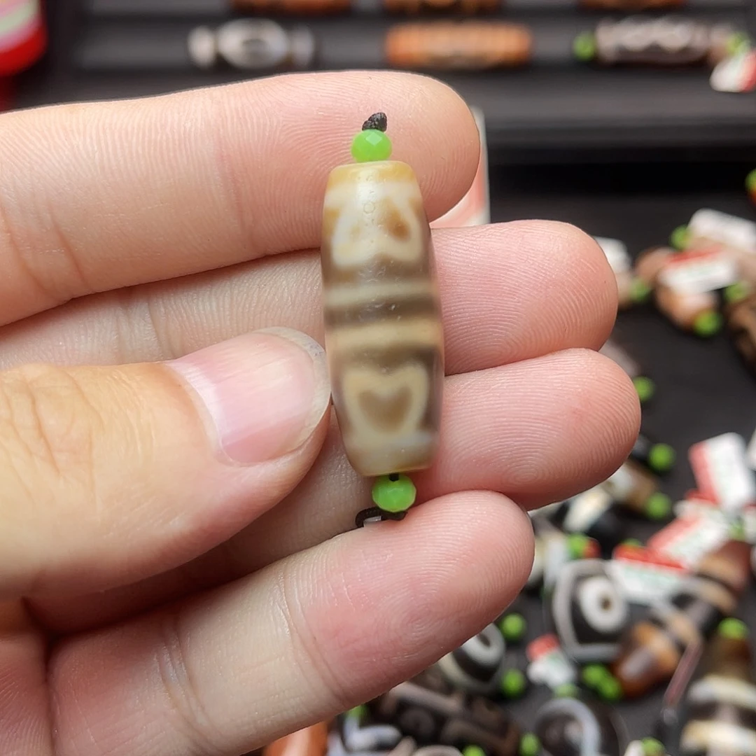 玛瑙/玉髓未镶嵌珠宝半成品夜*