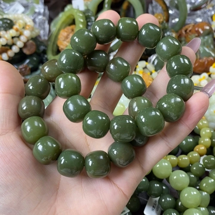 透闪石质玉手串未镶嵌饕*