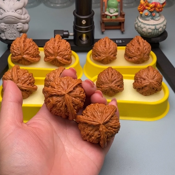 福***兮吊坠文玩核桃42尺寸白狮子微修
