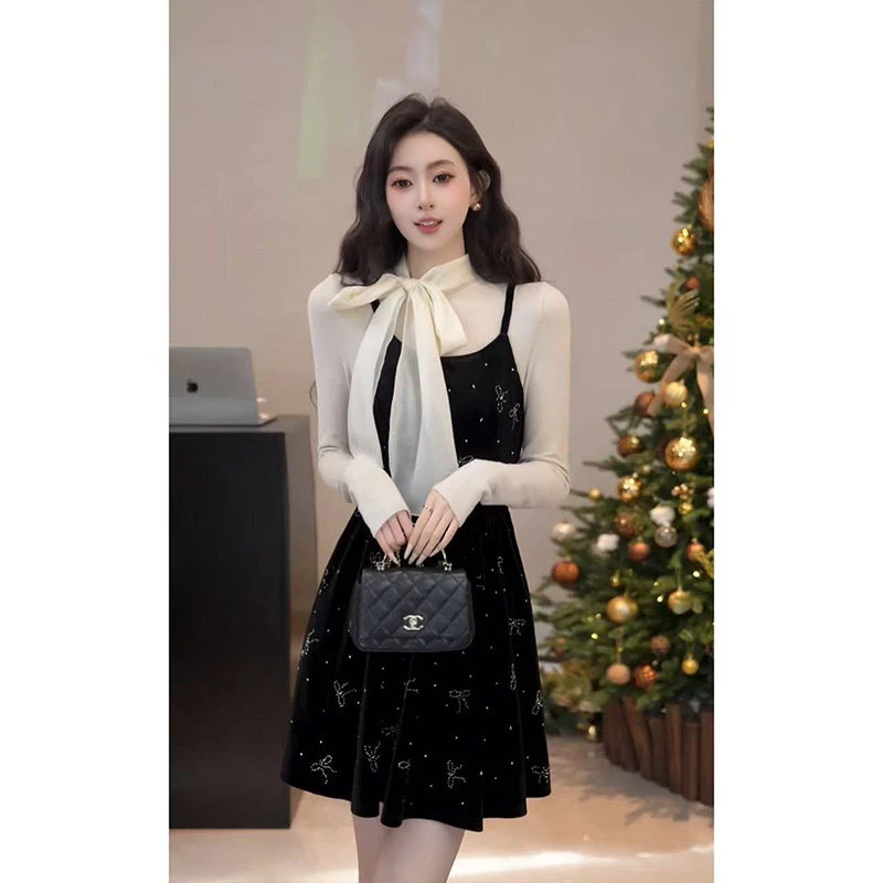 【雪山沉诗】法式蝴蝶结打底衫+刺绣吊带裙两件套