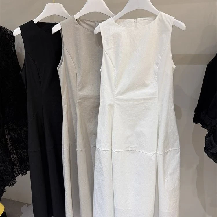 花苞白色无袖背心连衣裙女25夏季新款小个子黑色收腰显瘦长裙