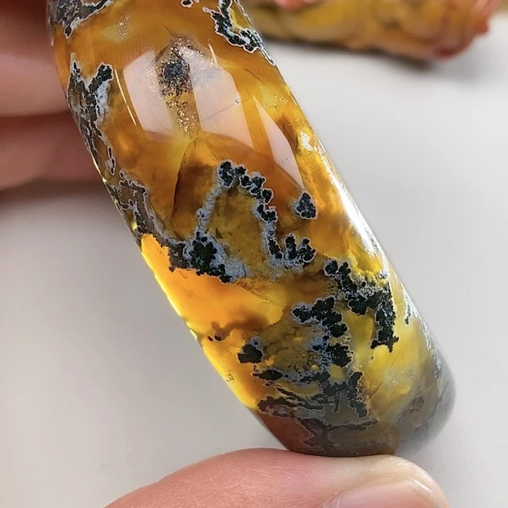 玛瑙/玉髓吊坠未镶嵌远**梦