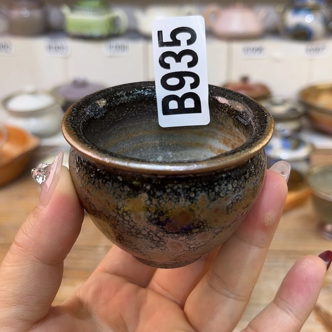 白泥茶杯陶瓷艺术