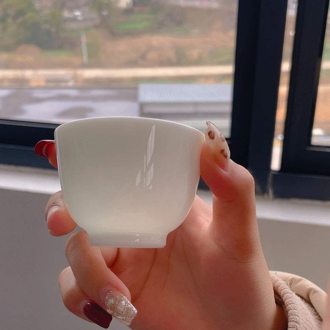 不过我们在学校里面看到很多人都喜欢