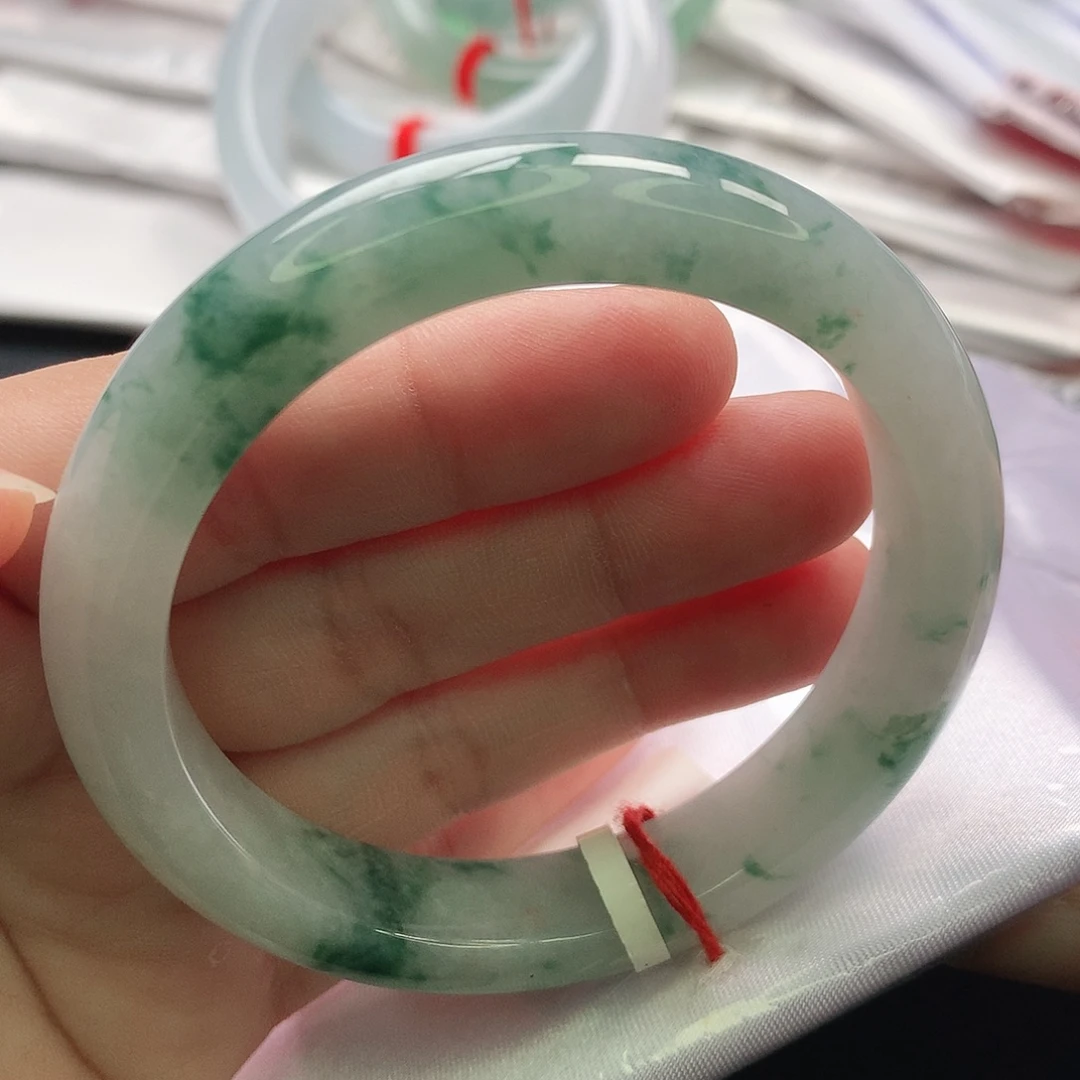 翡翠未镶嵌手镯缅甸54
