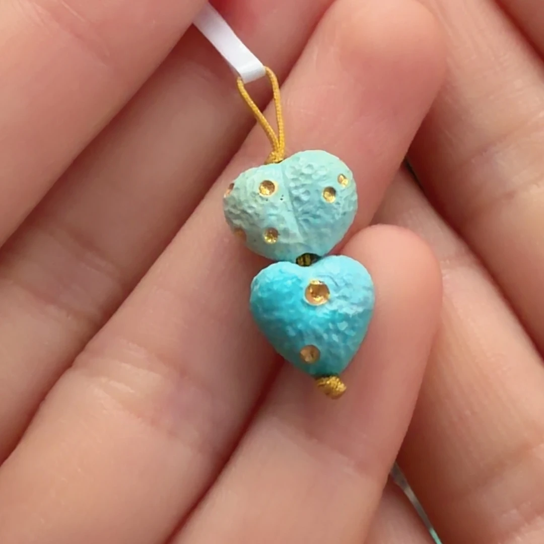 绿松石未镶嵌颈饰