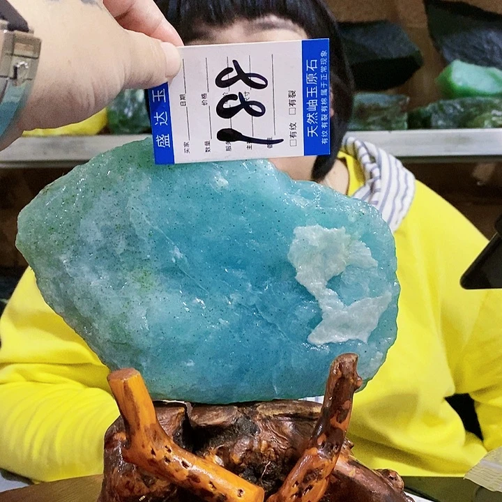 蛇纹石玉未镶嵌原石平*