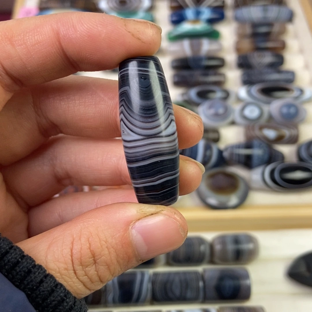 佰***忌玛瑙/玉髓未镶嵌颈饰