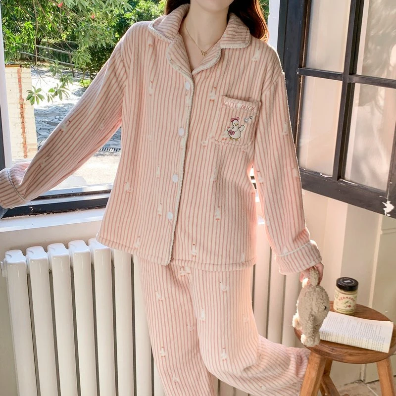 糯糯2025新款竖条小鸭可爱软萌海岛绒冬季套装加绒可外穿家居服女