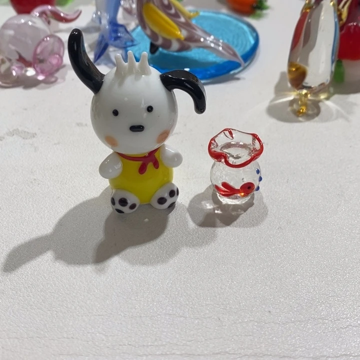 琉璃手工艺品如****主琉璃