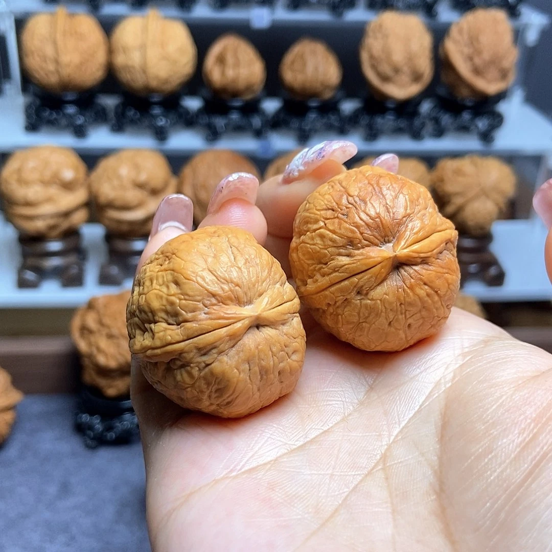 桃核把件1…………34mm