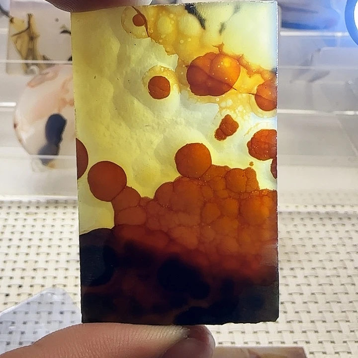 玛瑙/玉髓未镶嵌珠宝奇石