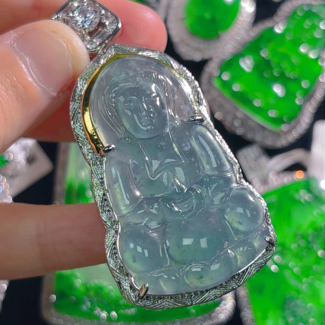 翡翠颈饰未镶嵌观音