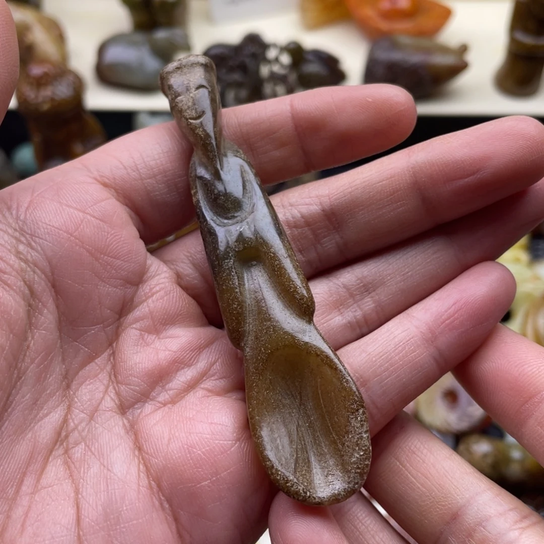 未镶嵌蛇纹石玉颈饰112