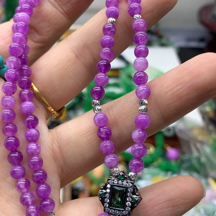 颈饰未镶嵌翡翠吊坠