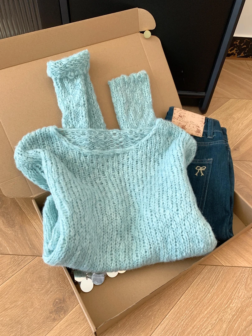 秋季新款韩系小众简约高级感针织衫圆领长袖湖绿色软糯百搭上衣女