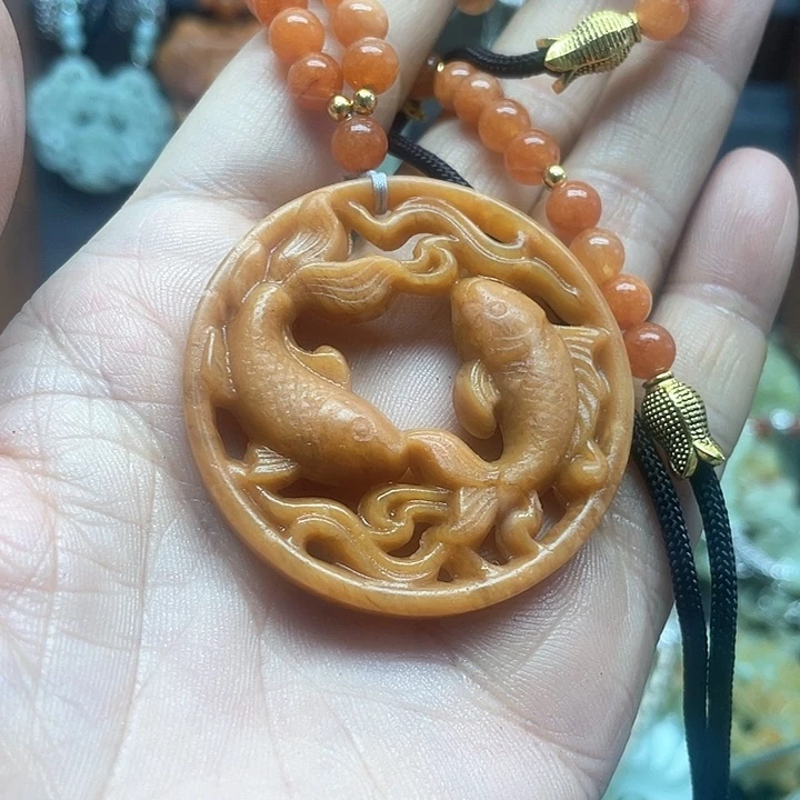 未镶嵌蛇纹石玉颈饰