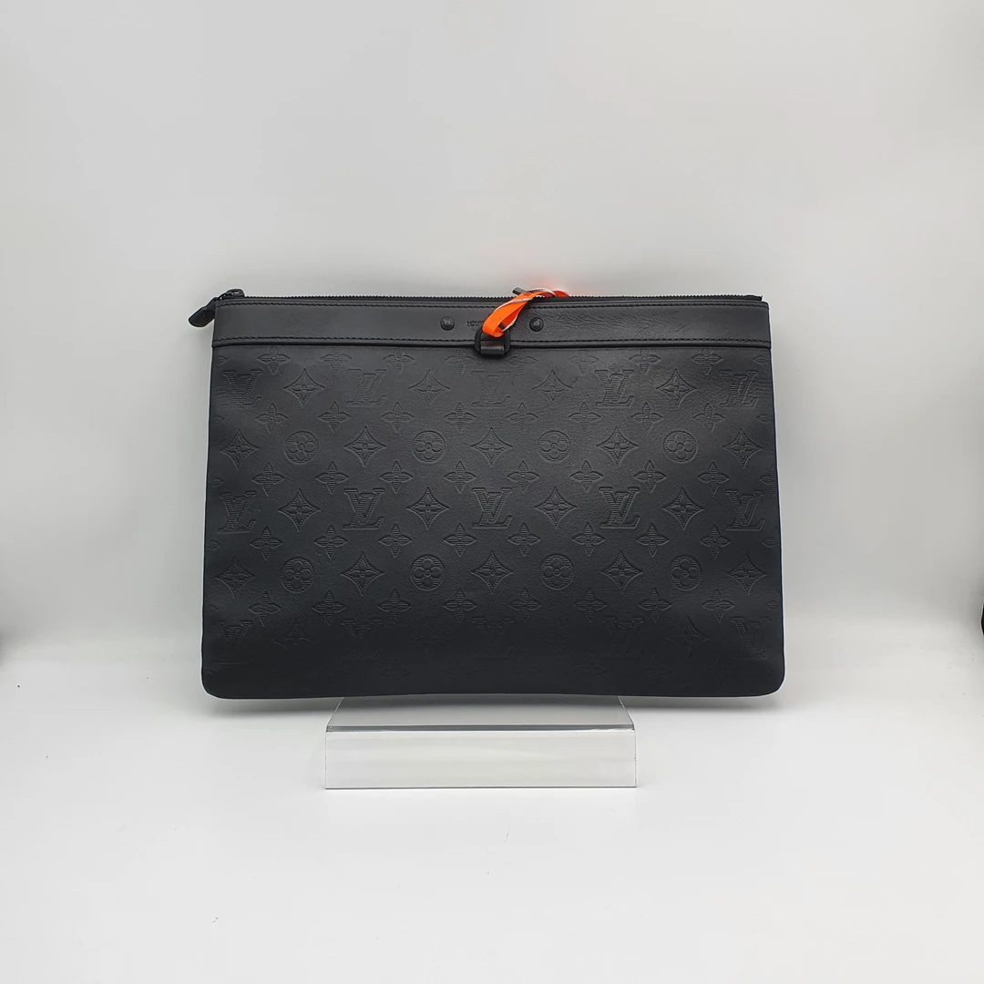 95新 LouisVuitton/路易威登 LV黑老花压印手拿包/DH10712男士