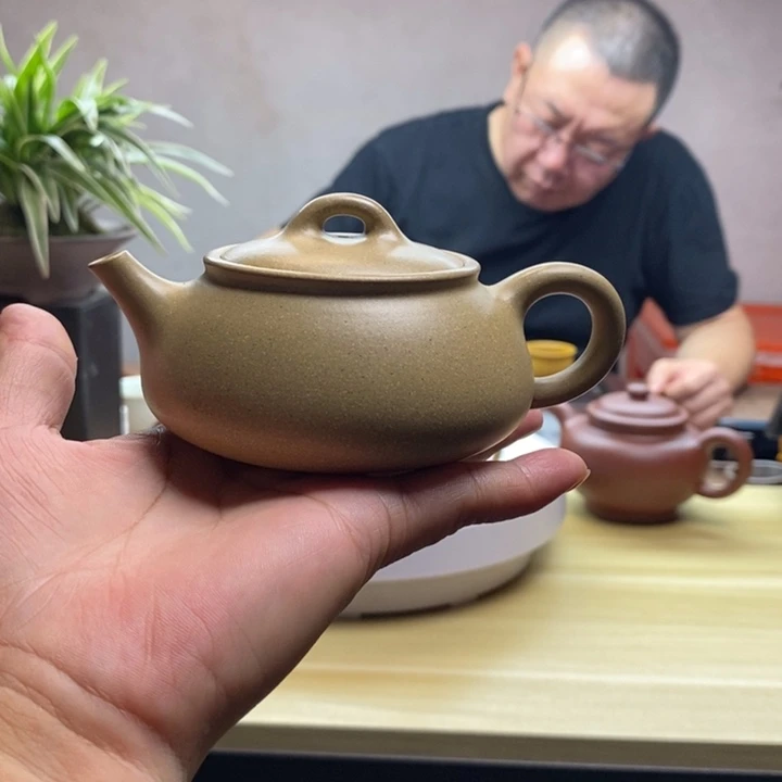 【闪购商品】茶壶本山绿泥E****鞋润玉容量160