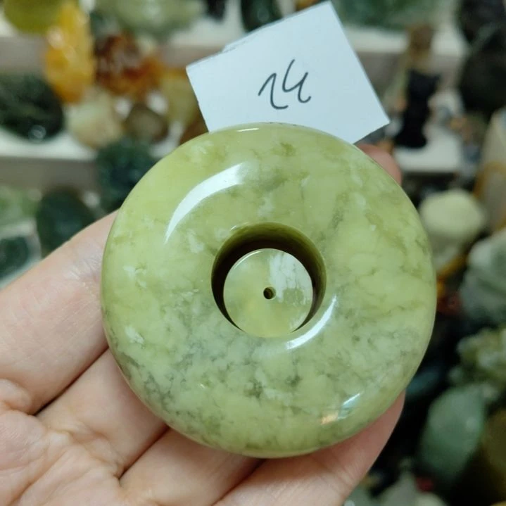 未镶嵌岫玉平安扣