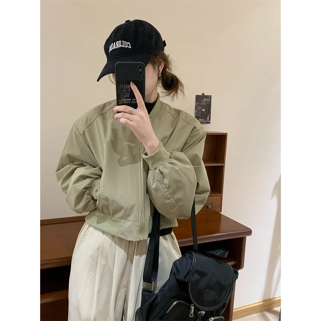 宽松显高短款帅气棒球服女秋季新款灯笼袖圆领休闲小个子