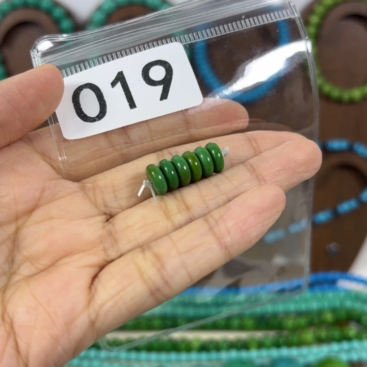 湖北十堰原生态特色散珠配饰